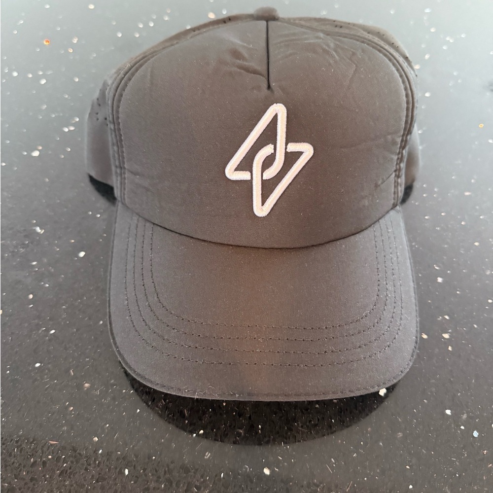 Black Baseball Legacy Cap with Logo - Picture 3 of 4